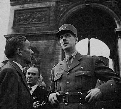 Výsledek obrázku pro foto demonstrace proti de gaulle paříž