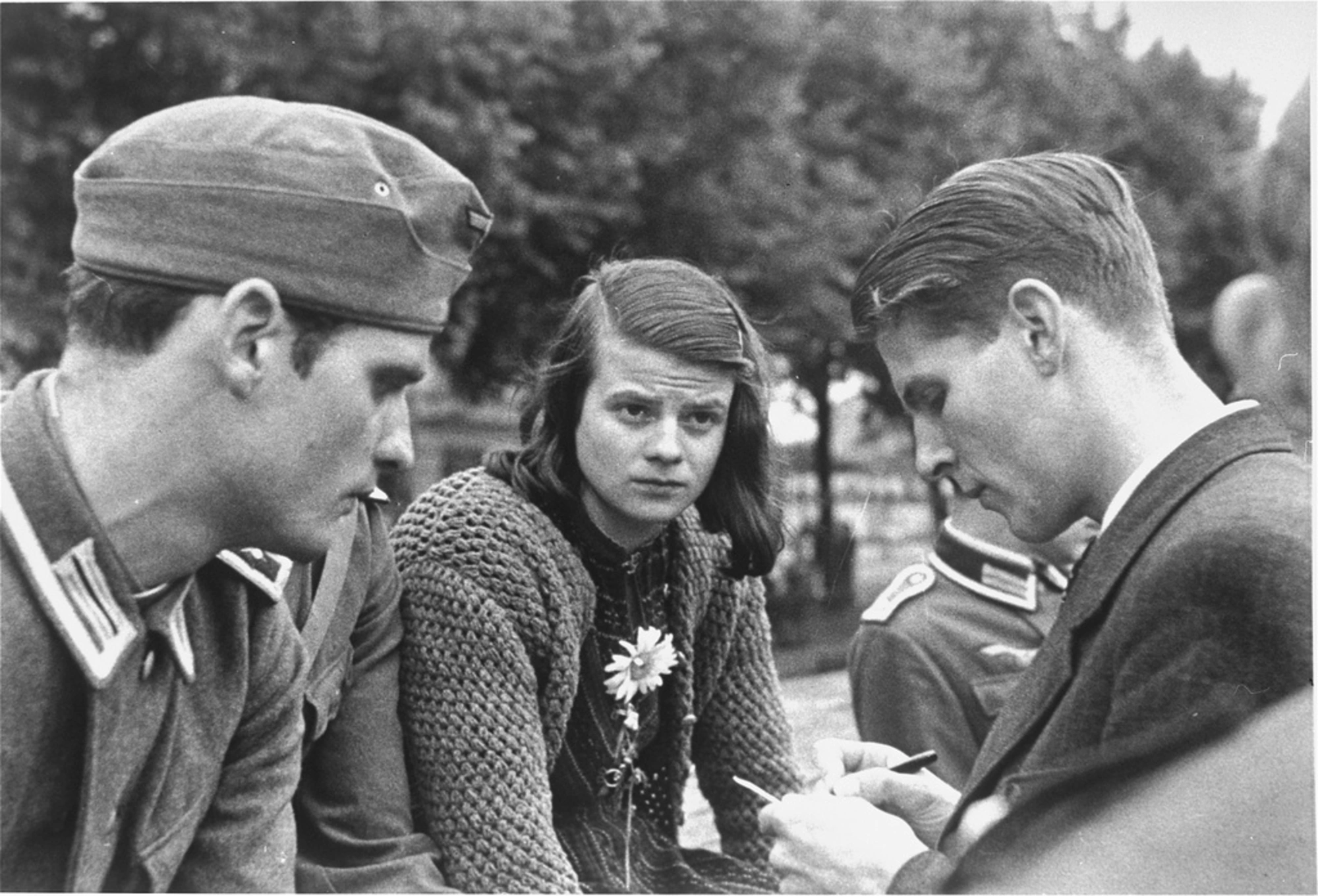 Подпольная фашистская организация. Софи и Ганс Шолль. Ганс Шолль 1943.
