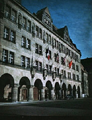Istana Kehakiman di Nuremberg, tempat di mana Mahkamah...