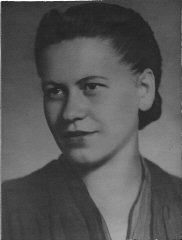 1945 portrait of Eta Wrobel.