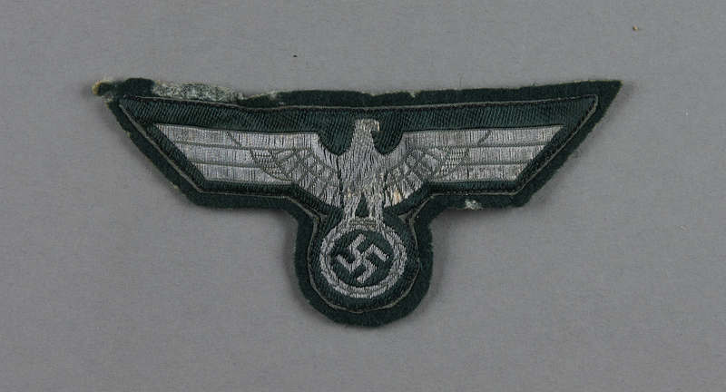 nazi german eagle medal