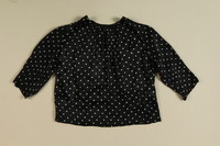 1989.311.1 front
Blouse worn by a German Sinti woman

Click to enlarge