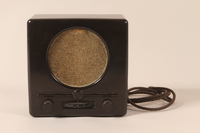 1997.119.1 front
Deutscher Kleinempfänger [German small radio] produced in Nazi Germany

Click to enlarge