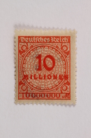 2006.265.124 front
Postage stamp, 10 mark, issued in Germany during hyperinflation in the Weimar Republic

Click to enlarge