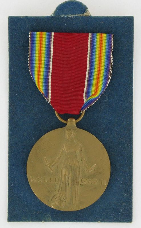AWARD ORDER MEDAL MEDALS  WW II SECOND WORLD WAR 2 Military ARMY Victory. 