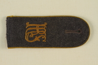 1985.1.13 front
Luftwaffe KRS shoulder board with gold piping acquired by US soldier

Click to enlarge