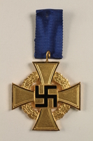 2002.327.15 front
Civil Service Faithful Service Cross medal

Click to enlarge