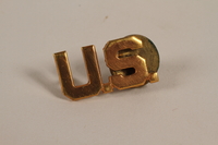 2003.149.27 front
U.S. lapel pin worn by a German Jewish US soldier

Click to enlarge