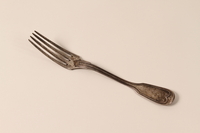 2005.4.2 front
Silver dinner fork smuggled into France by a German Jewish refugee

Click to enlarge