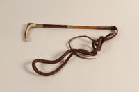 2006.19.24 front
Hunt crop with horn handle used by a German Jewish businessman in Shanghai

Click to enlarge