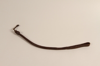2006.19.27 front
Hound leash used by a German Jewish businessman in Shanghai

Click to enlarge