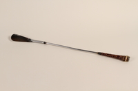 2006.19.28 front
Shoehorn with a long metal shaft owned by a German Jewish businessman in Shanghai

Click to enlarge