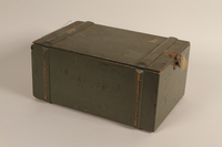 2000.486.1_c closed
Filmstrip projector case

Click to enlarge
