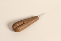 2004.523.20 front
Stitching awl with a 1.25 inch needle used by a Polish Jewish refugee conscripted as a shoemaker by the Soviet Army

Click to enlarge