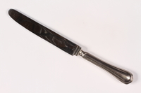 2012.493.5 left
Henckels dinner knife brought with a German Jewish prewar refugee

Click to enlarge