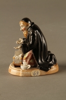 2016.184.74 left side
Porcelain figure of Fagin counting his money by candlelight

Click to enlarge