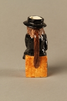 2016.184.601 back
Character jug of Fagin sitting on a box

Click to enlarge