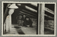 2016.184.787_front
Postcard photo of a family looking at their wartime attic hiding place

Click to enlarge