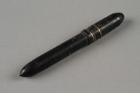 2006.19.88 a-b 3/4 view
Fountain pen with cap

Click to enlarge