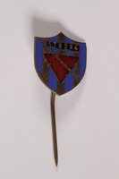 2004.248.6 front
FNDIRP blue and white striped stickpin owned by a French Jewish survivor

Click to enlarge